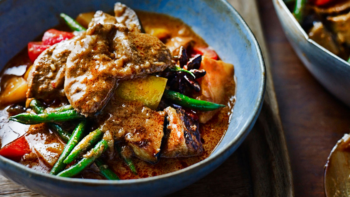 Hairy dieters store thai curry